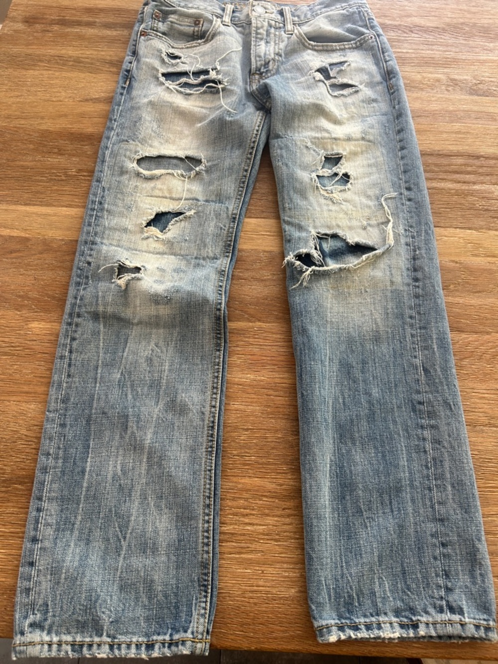 American Eagle Outfitters Light Blue Distressed Straight Jeans 28